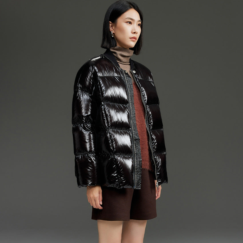 Damen Kurze gestepptte Daunenjacke mit glänzender Shell und Boxy-Silhouette Echoarchiv