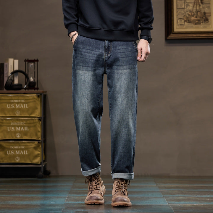 Herren Weite gerade geschnittene Denim-Jeans mit Used‑Wash und Umschlagbund Echoarchiv