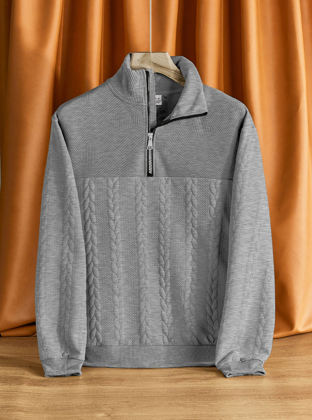Herren Strickpullover mit hohem Kragen und strukturiertem Design Echoarchiv