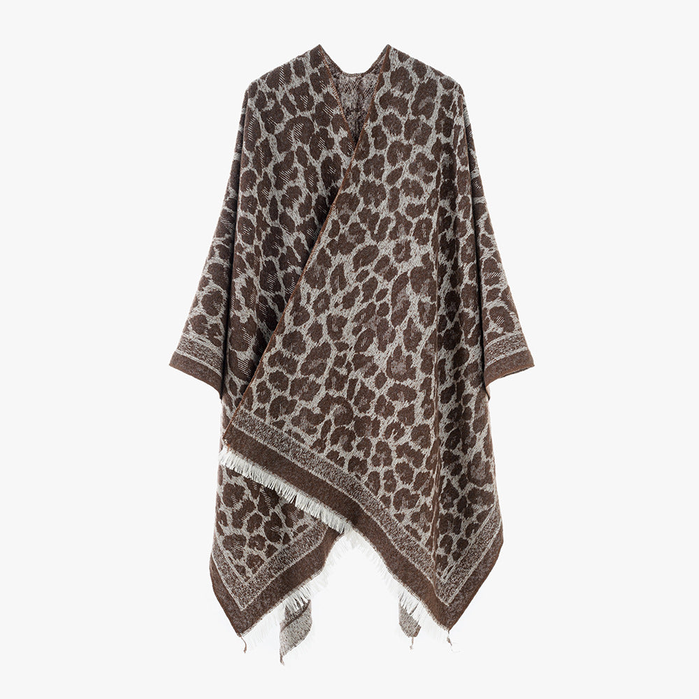 Damen Jacquard-Capeponcho mit Leo-Struktur und Fransensaum Echo Archiv