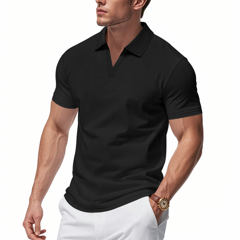 Herren Poloshirt mit strukturiertem Design und modernem V-Ausschnitt Echoarchiv
