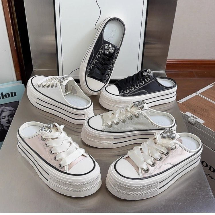 Damen modische Slip-On Sneakers mit robustem Plateau und eleganten Satin-Riemen Echo Archiv
