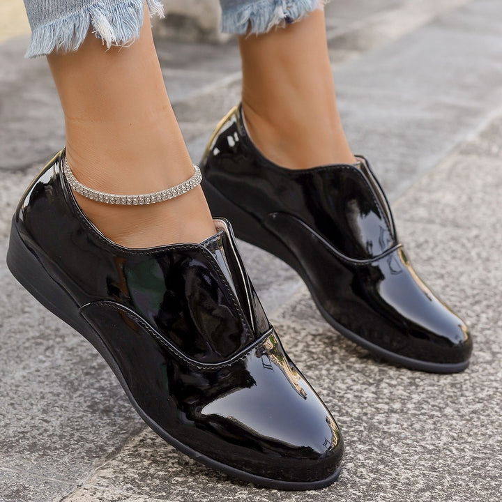 Damen Elegante Lack-Slip-On Loafer mit gepolstertem Komfortfußbett Echo Archiv