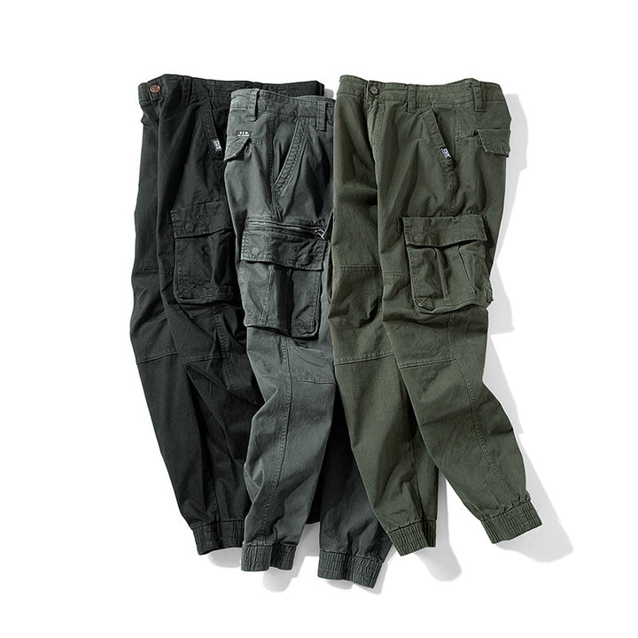 Herren Tapered‑Cargohose im Joggerstil mit Knieabnähern, Mehrfachtaschen und elastischen Knöchelbündchen Echo Archiv