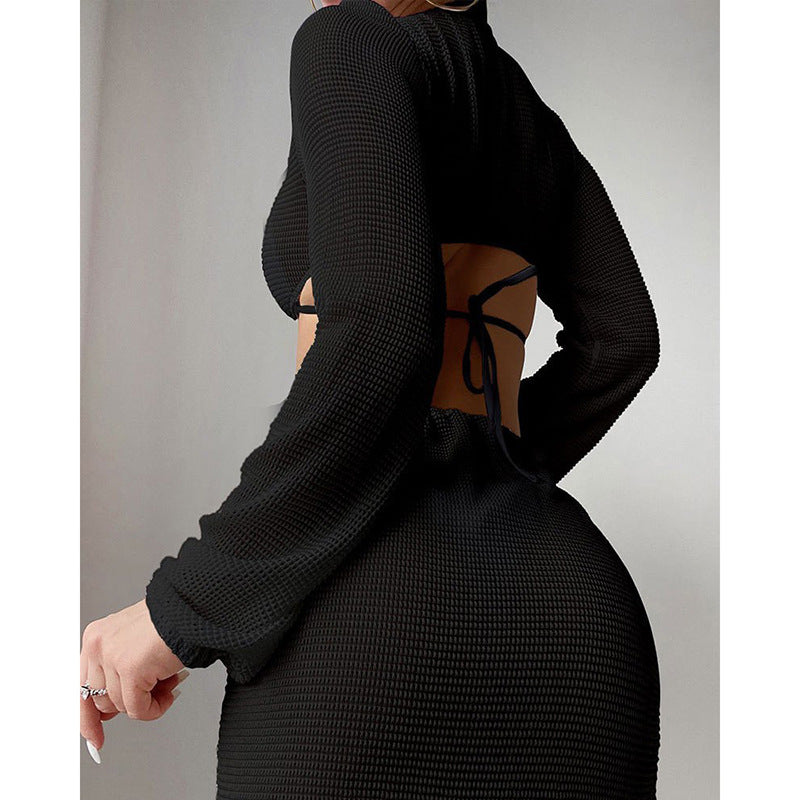 Damen Cut-Out Minikleid mit langen Ärmeln und Ringdetail Echo Archiv