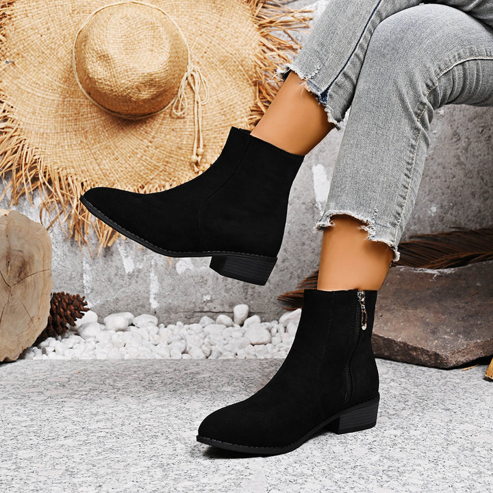 Damen nan Wildlederoptik Stiefelette mit seitlichem Reißverschluss und niedrigem Blockabsatz Echo Archiv