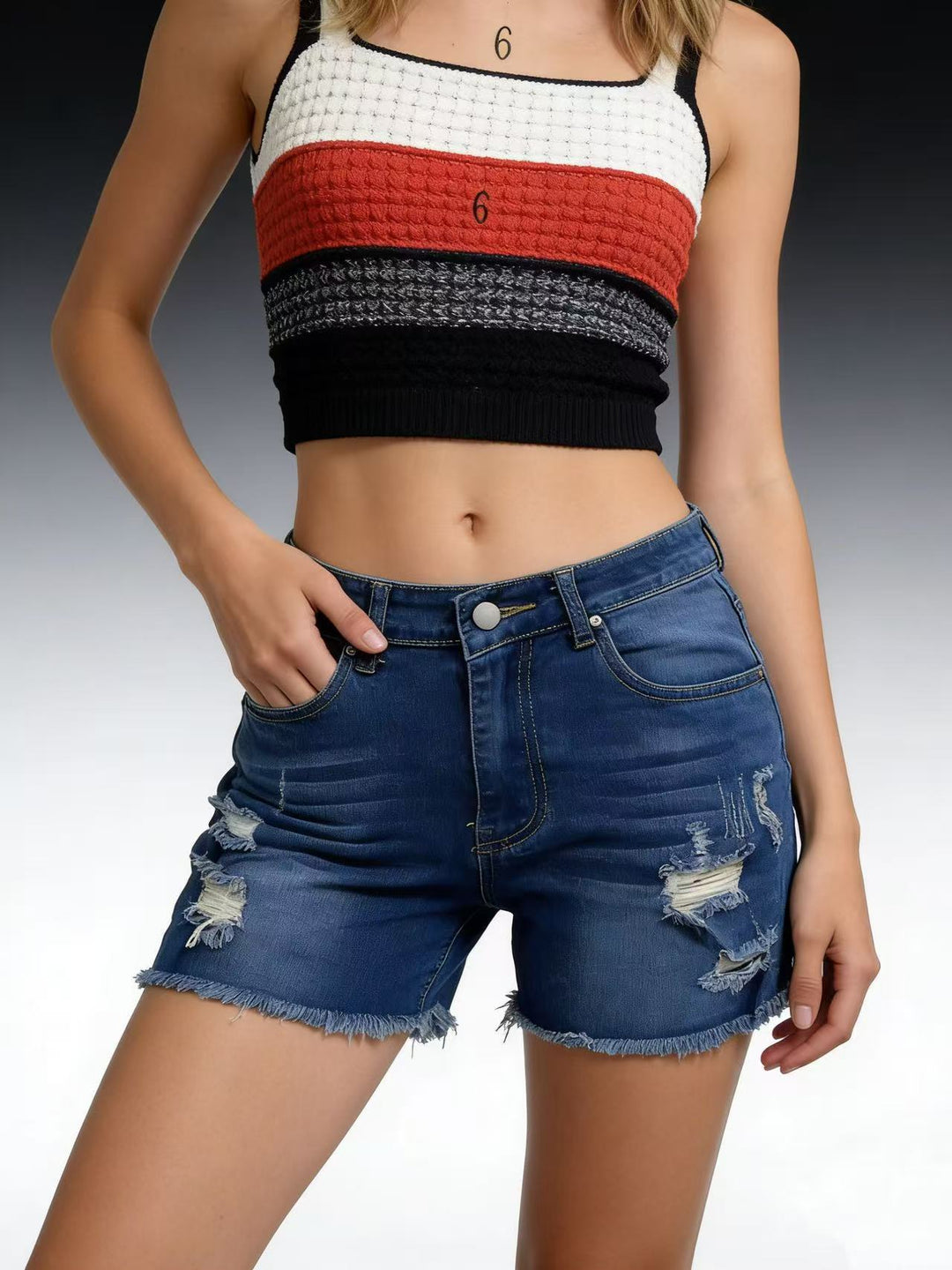 Damen Destroyed Denim-Shorts mit lässigem Schnitt und ausgefranster Kante Echo Archiv