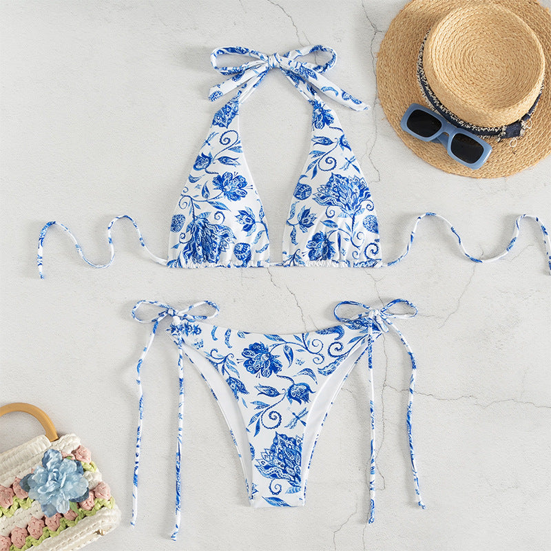 Damen Triangel-Bikini-Set mit verspieltem floralem Design und eleganten Bindebändern Echo Archiv
