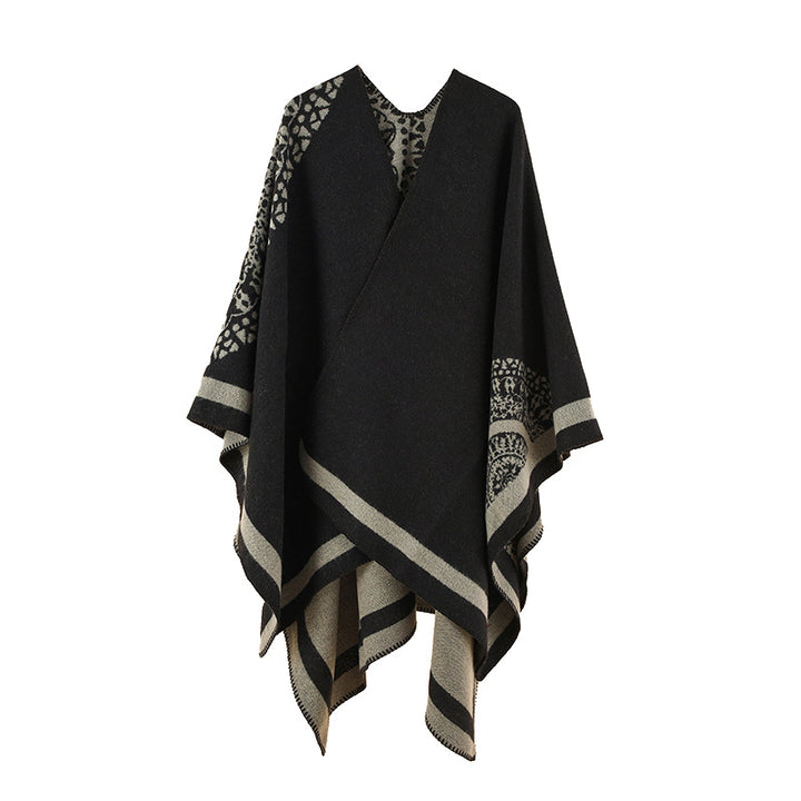 Damen Oversized Strickponcho mit Musterbesatz und asymmetrischem Saum – Avérine