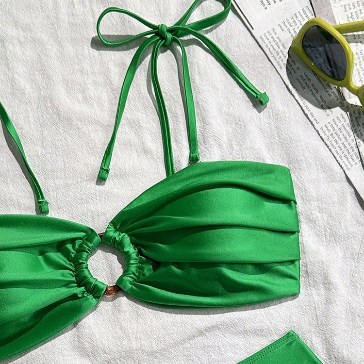 Damen Triangel-Bikini mit raffinierten Rüschendetails und modischem Ringverschluss Echo Archiv