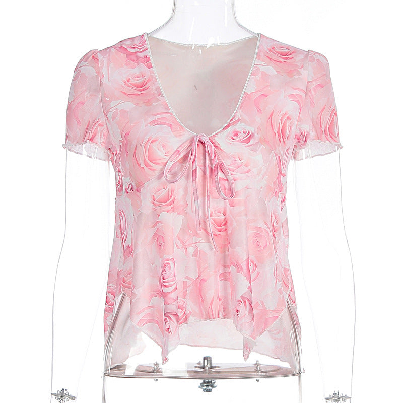 Damen Bluse mit romantischem Rosenmuster und zartem Bindegürtel Echo Archiv