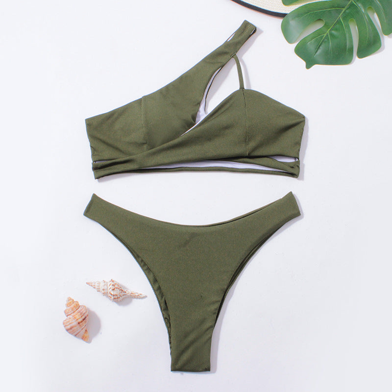 Damen Triangel-Bikini mit asymmetrischem Oberteil und schickem Design Echo Archiv