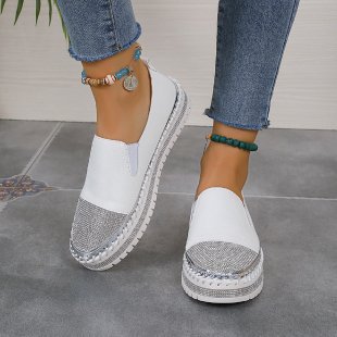 Damen Slip-On Plateau-Sneaker mit glitzerverzierter Zehenkappe und geflochtener Sohlendetails Echo Archiv