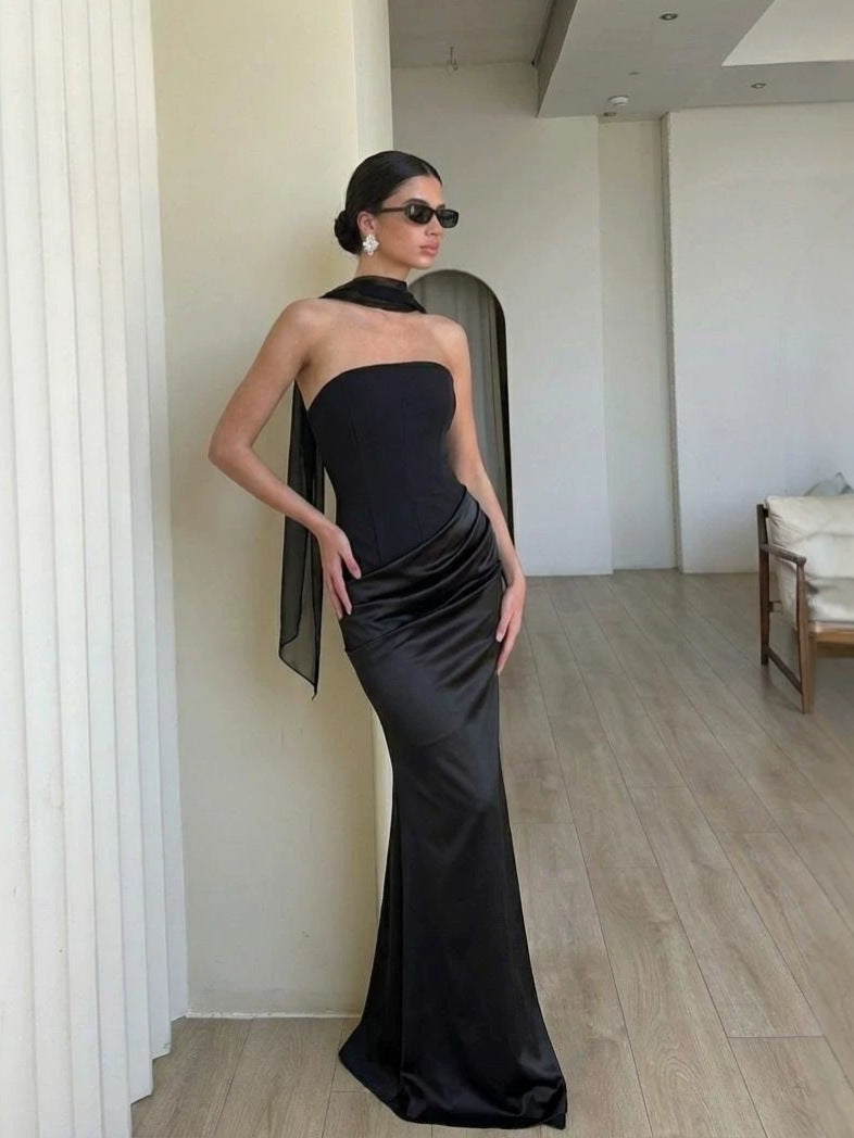 Damen Bodycon Abendkleid mit eleganter Drapierung Echo Archiv