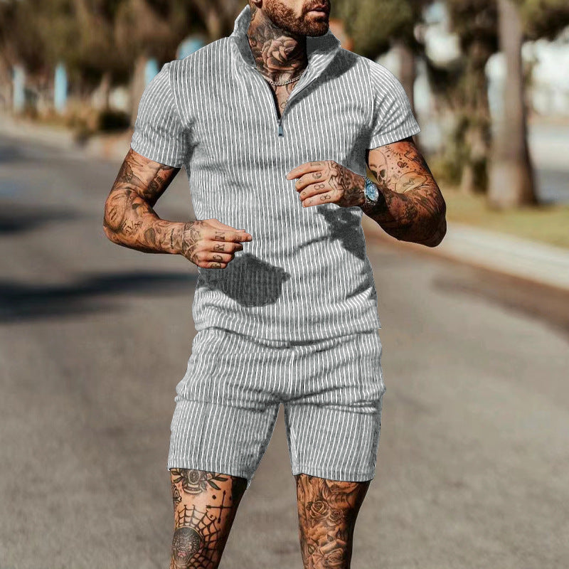 Herren Kurzarm-Jumpsuit mit modernem Reißverschluss und gestreiftem Design Echoarchiv