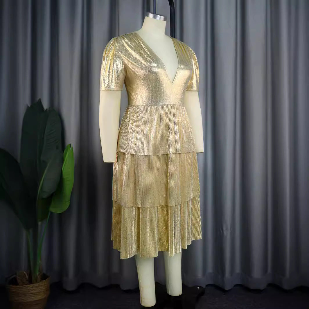Damen Glänzendes Abendkleid mit voluminösem Rüschendesign Echo Archiv