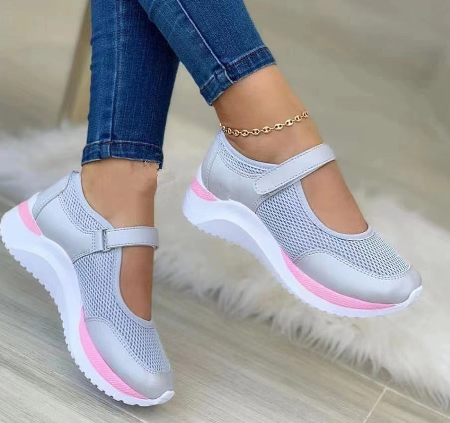 Damen Atmungsaktive Mary-Jane Sneaker mit Klettverschluss und Keilsohle – Névara