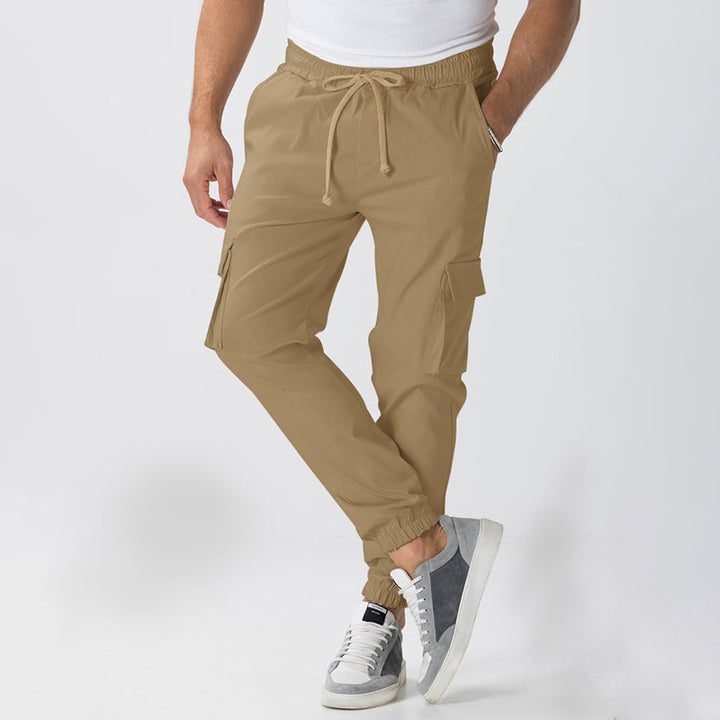 Herren Cargo-Hose mit elastischem Bund und mehreren Taschen Echoarchiv