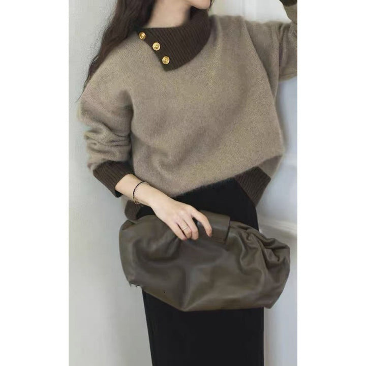 Damen Kurzgeschnitteter Pullover mit asymmetrischem Knopf‑Mockneck und Ballonärmeln Echoarchiv