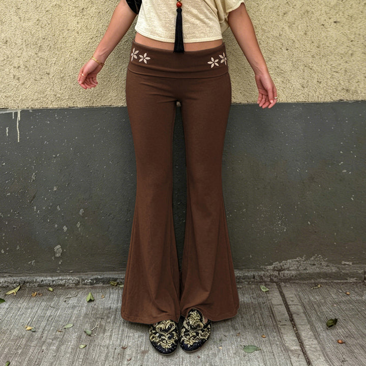 Damen Schlaghose aus Stretch-Jersey mit hohem Umschlagbund und Blumen-Cutouts Echo Archiv
