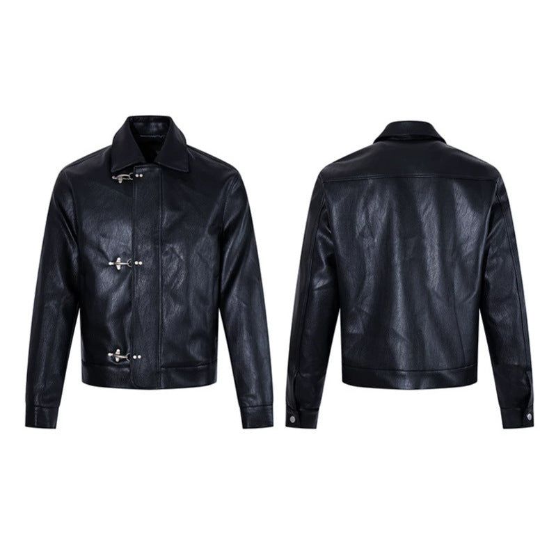 Herren Lederjacke mit Knebelverschlüssen, kurzem Schnitt und Hemdkragen Echoarchiv