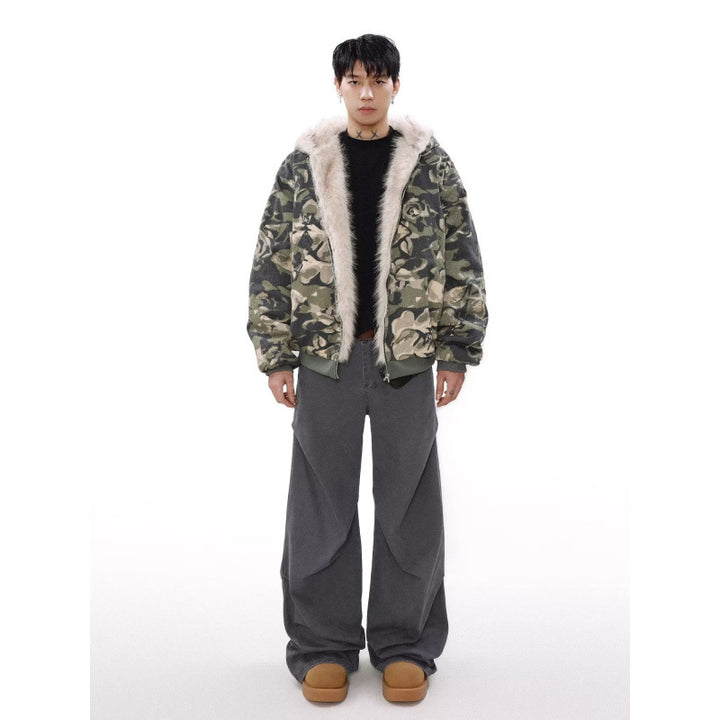 Herren Warmer gefütterter Camouflage-Bomber mit Kapuze und Kunstfellbesatz Echoarchiv