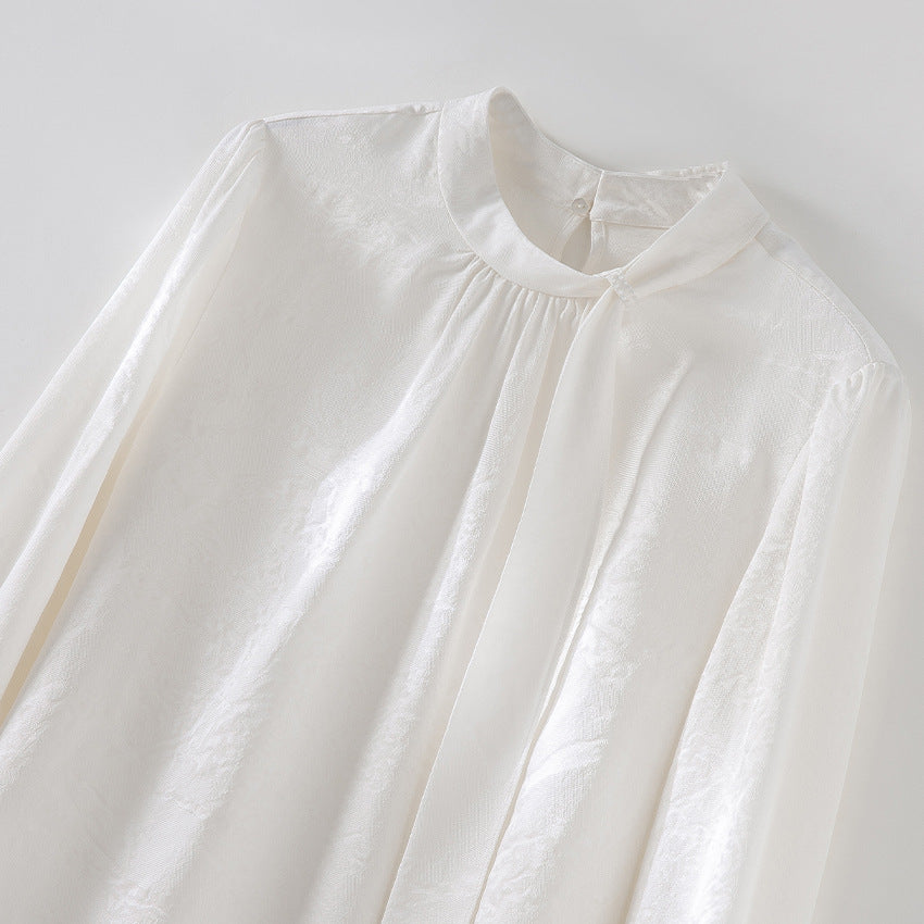 Damen Elegante Satin-Bluse mit Schluppe und feiner Jacquard-Struktur Echoarchiv