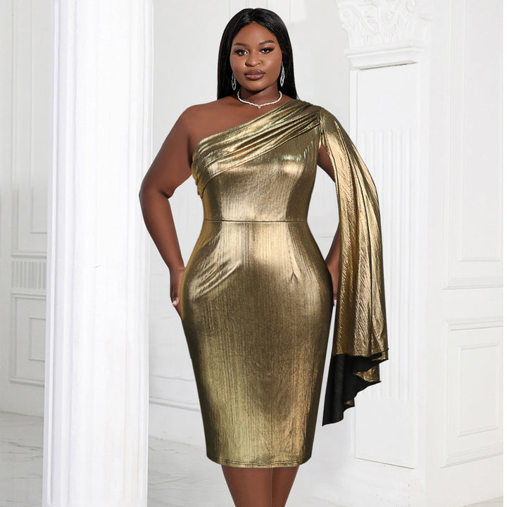 Damen Elegantes Ein-Schulter Kleid mit glänzender Stoffstruktur Echo Archiv