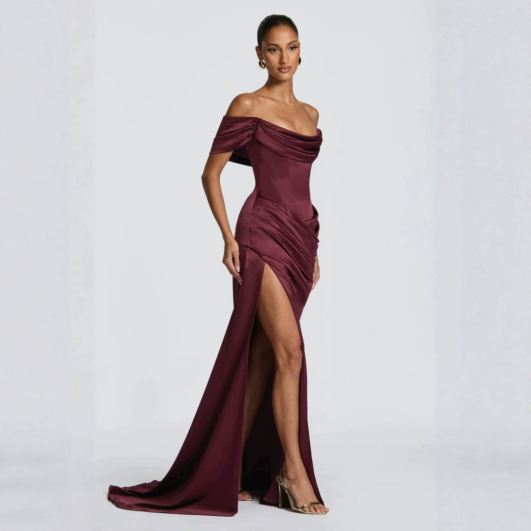 Damen Elegantes Off-Shoulder-Maxikleid mit seitlichem Schlitz Echo Archiv
