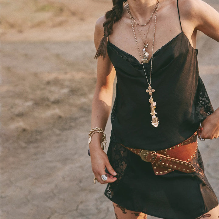 Damen Satin-Nachtkleid mit Spitzenakzenten Echo Archiv