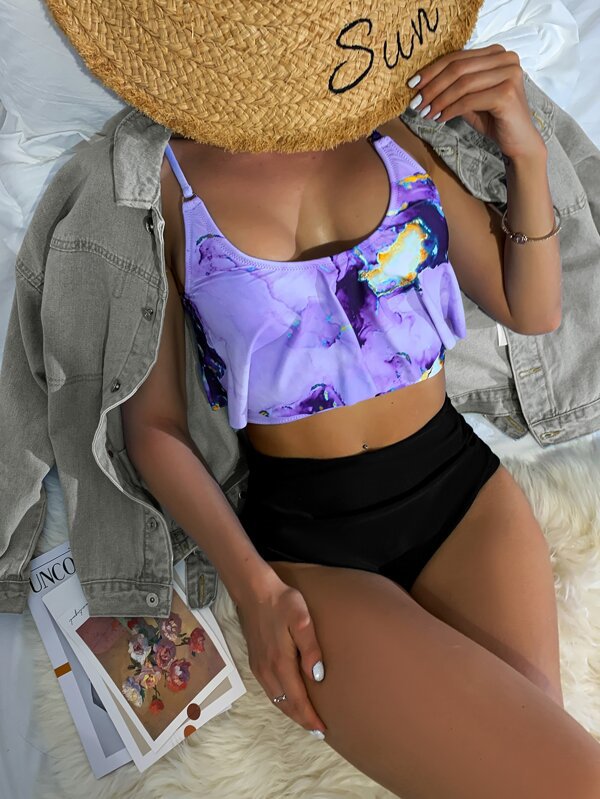 Damen Sportlicher Bikini mit floralen Rüschen Echo Archiv