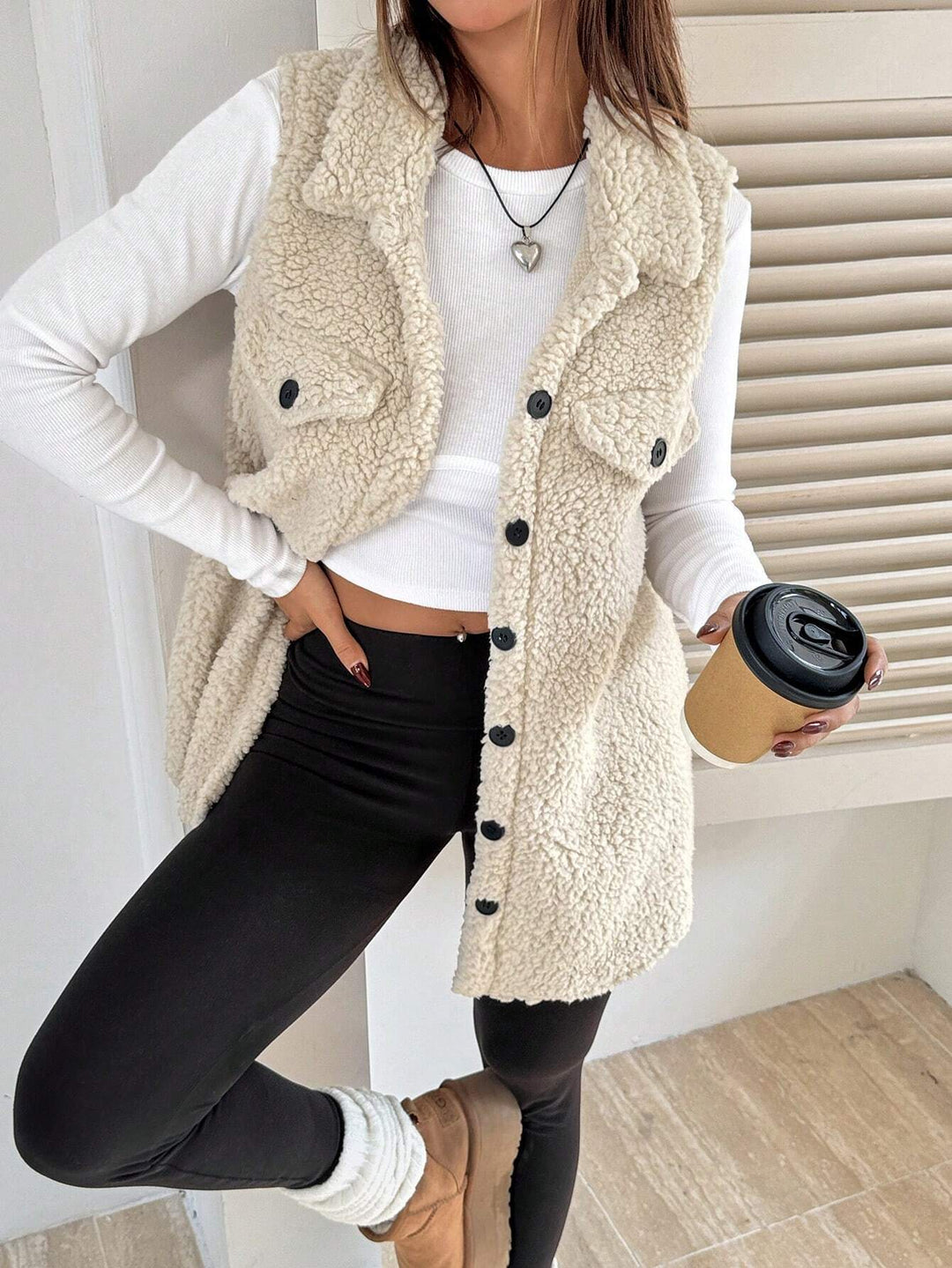 Damen Teddy-Weste mit Taschen Echoarchiv