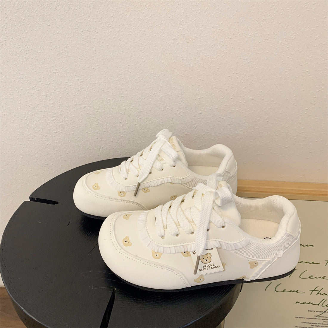 Damen Sneakers mit niedlichem Bärenmotiv und komfortabler Sohle – Névara