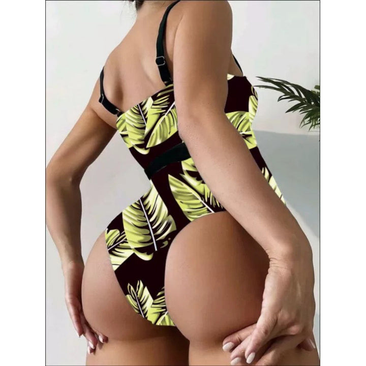 Damen Einteiler Badeanzug mit floralem Design und eleganter Silhouette Echo Archiv