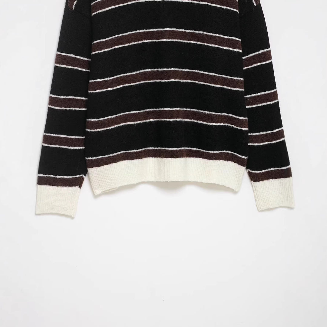 Damen Gestreifter Polokragen-Pullover aus weichem Strukturstrick mit Knopfleiste Echoarchiv