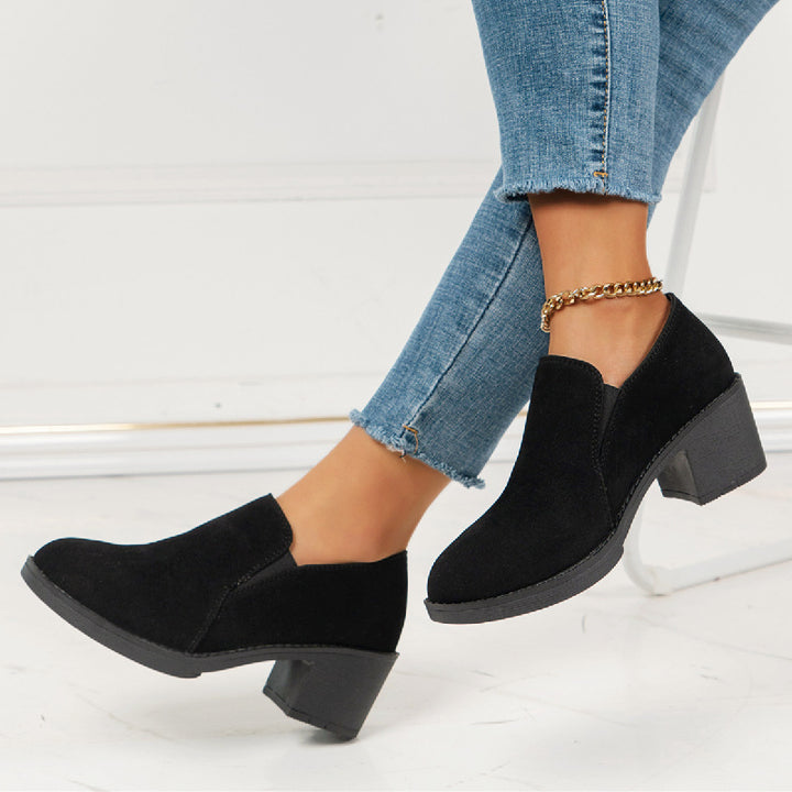 Damen Slip-On Halbschuh mit mittelhohem Blockabsatz und Veloursoberfläche Echo Archiv