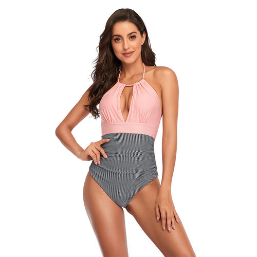 Damen Eleganter Einteiler Badeanzug mit tiefem V-Ausschnitt und geschmeidigem Stoff Echo Archiv