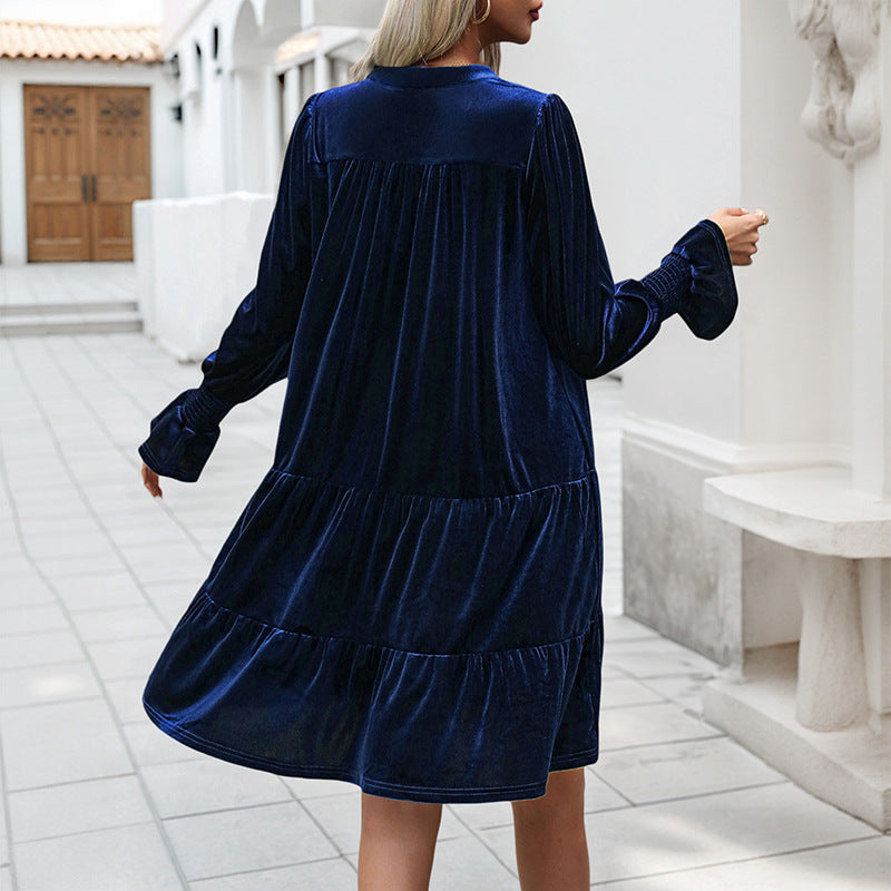 Damen Elegantes Velours-Kleid Echo Archiv