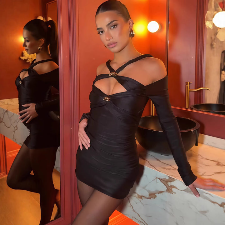 Damen Tailliertes Minikleid mit Off-Shoulder Design und stylischem Cut-Out Echo Archiv