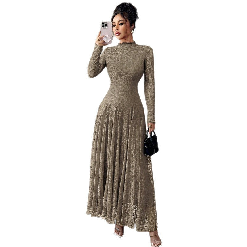 Damen Elegantes Hochzeitskleid mit Spitzenärmeln Echo Archiv