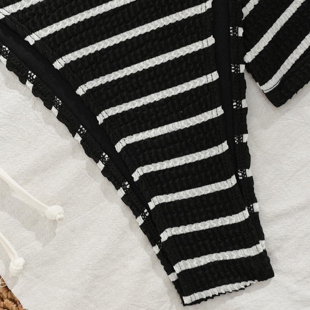 Damen Bikini-Set mit gestreiftem Oberteil und bequemen High-Waist-Hosen Echo Archiv