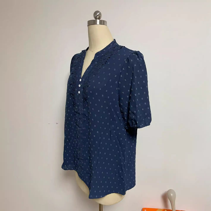 Damen nan semitransparente Dobby-Bluse mit Stehkragen, Häkelblende und Puffärmeln Echo Archiv