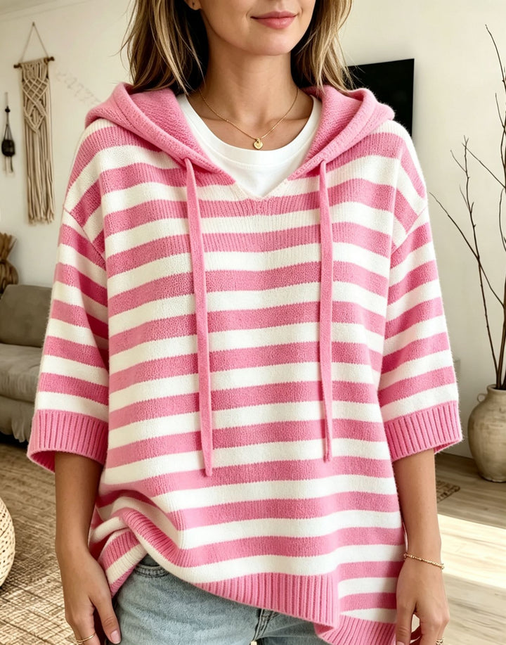 Damen Lässiger gestreifter Kapuzen-Poncho aus weichem Feinstrick mit halblangen Ärmeln – Auréline