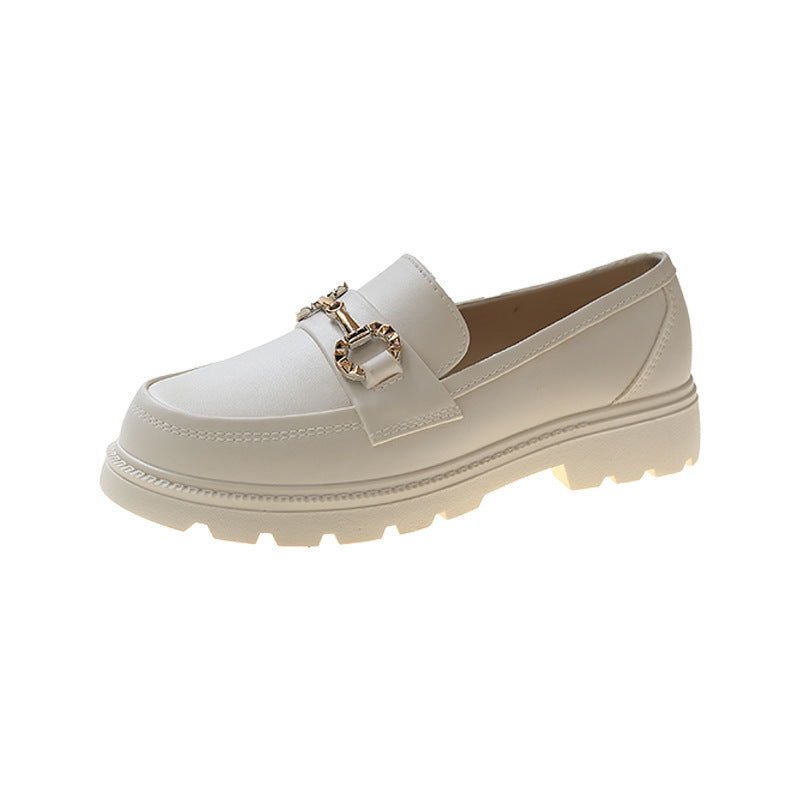 Damen Modische Chunky-Loafer mit profilierter Gummisohle, Kunstleder und dekorativer Metal-Applikation – Lioré