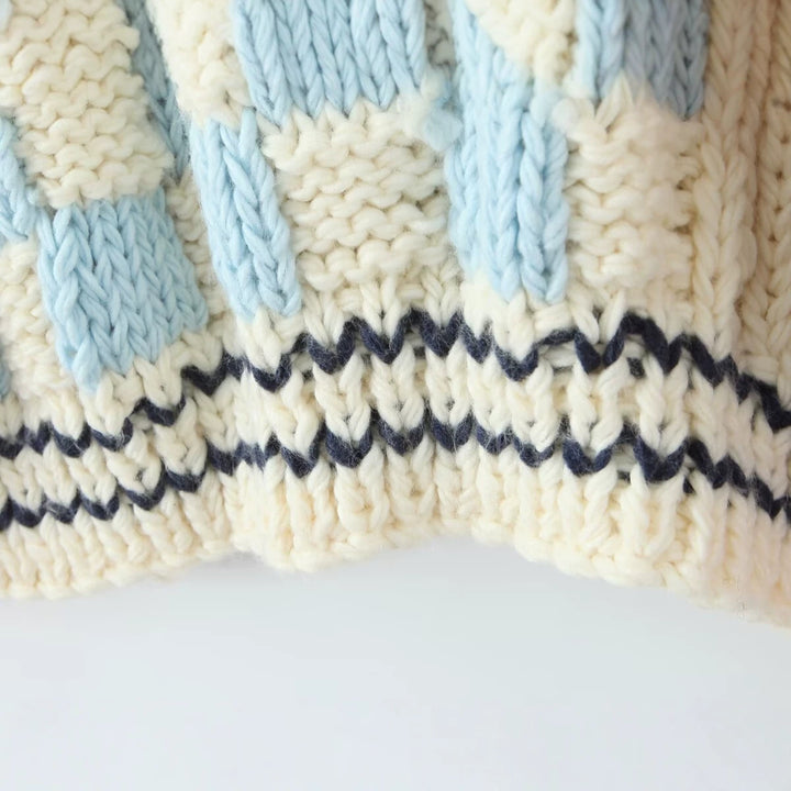 Damen Grobgestrickte Boho-Cardigan mit Häkelpatchwork Echoarchiv