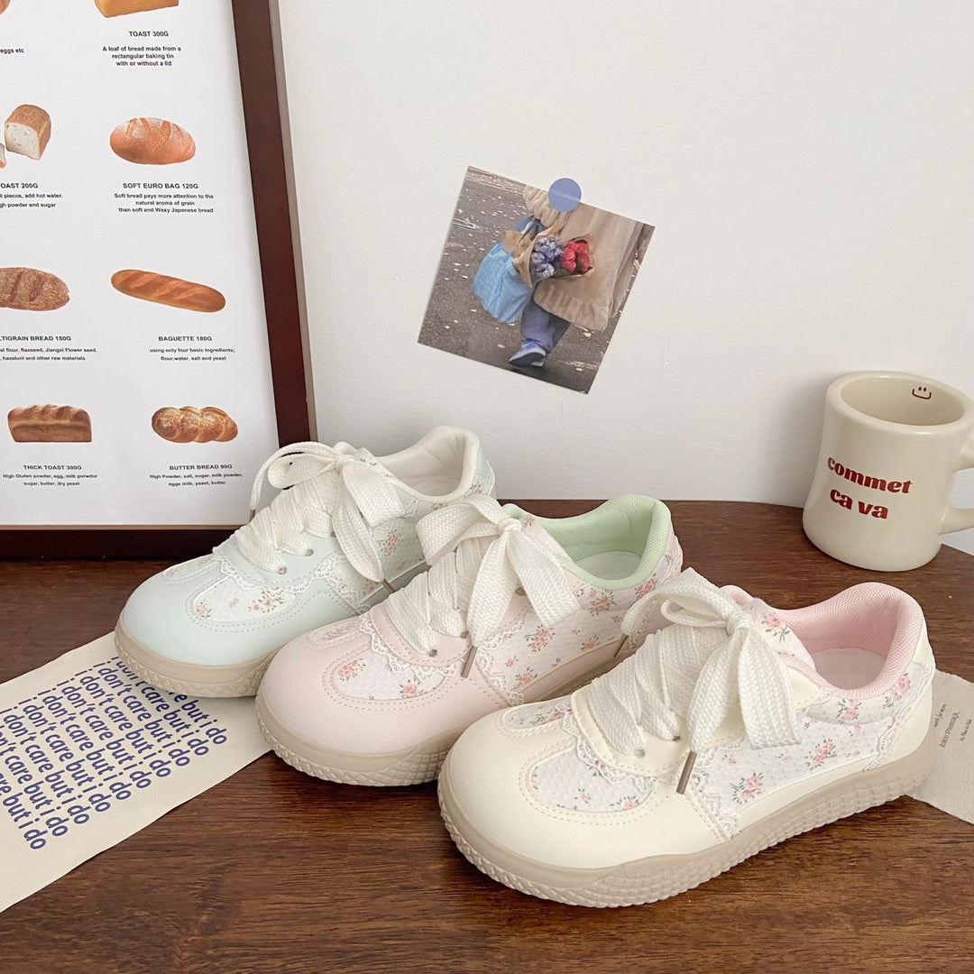 Damen Sneaker mit floralen Applikationen Echo Archiv