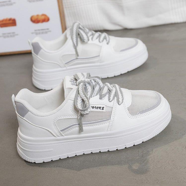 Damen Sportliche Sneakers mit luftiger Mesh-Oberfläche und dämpfender Sohle Echo Archiv