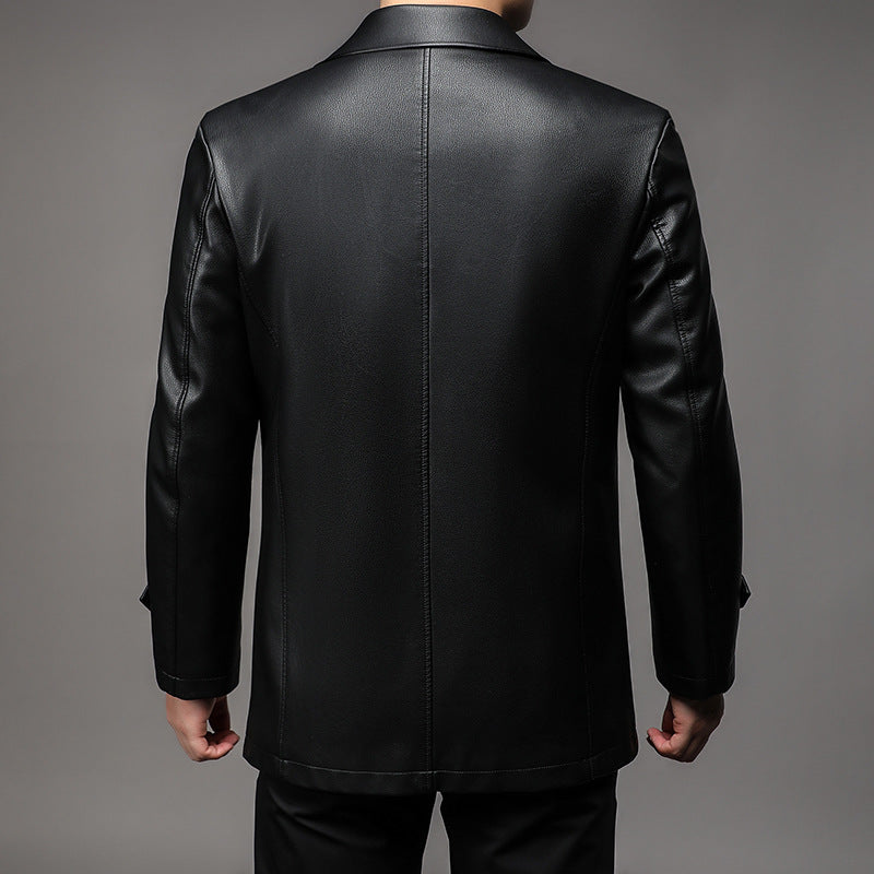 Herren Kunstlederjacke mit elegantem Schnitt und praktischen Taschen Echoarchiv