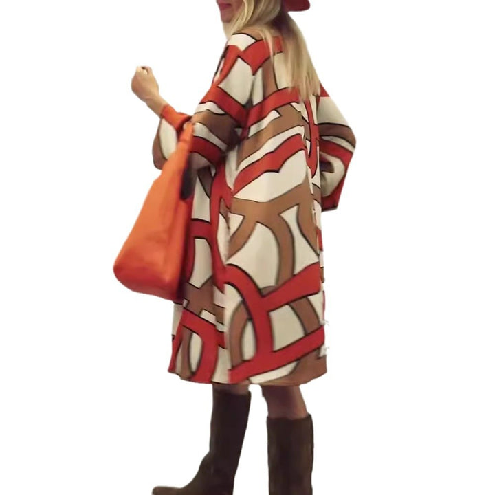 Damen nan großzügiges Swingkleid mit weitem Tulpen-Saum, Fledermausärmeln und grafischem Allovermuster Echo Archiv