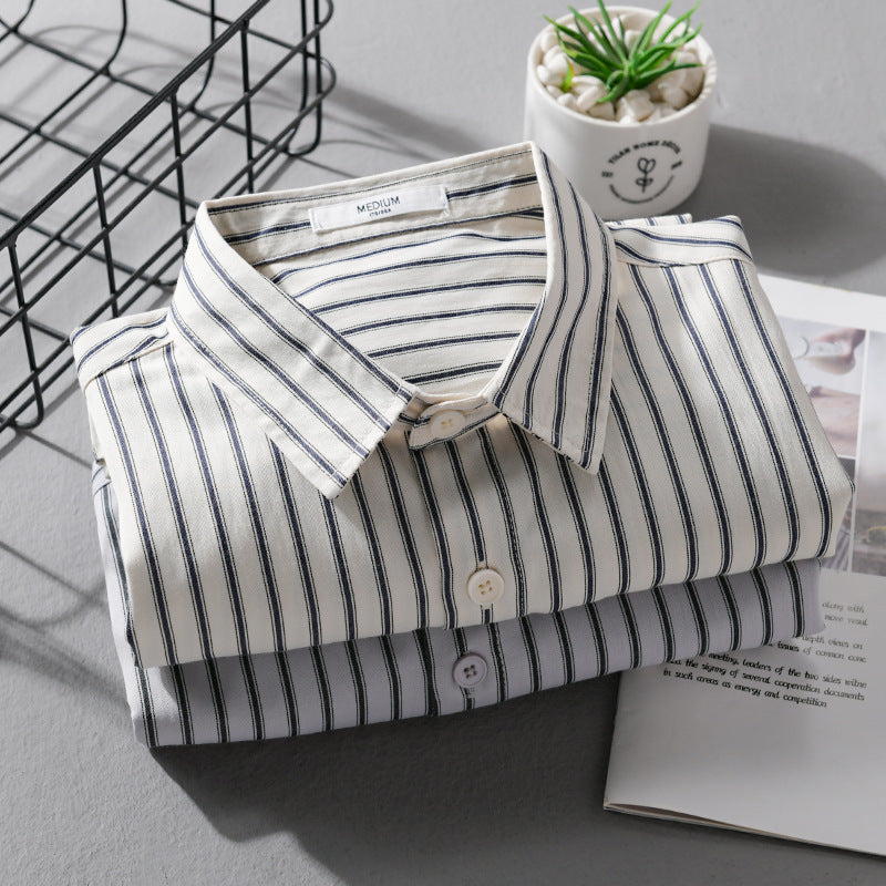Herren Nadelstreifen-Langarm-Hemdjacke im Overshirt‑Stil aus leichtem Baumwollmix mit diagonaler Brusttasche Echoarchiv